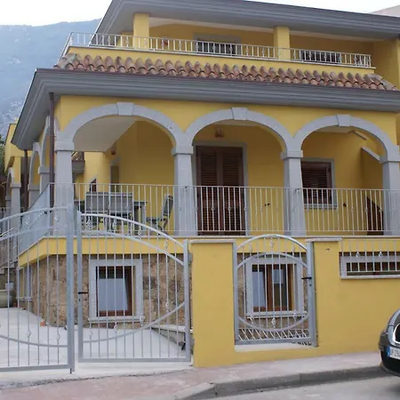 Casa Mariolu 2 Apartment